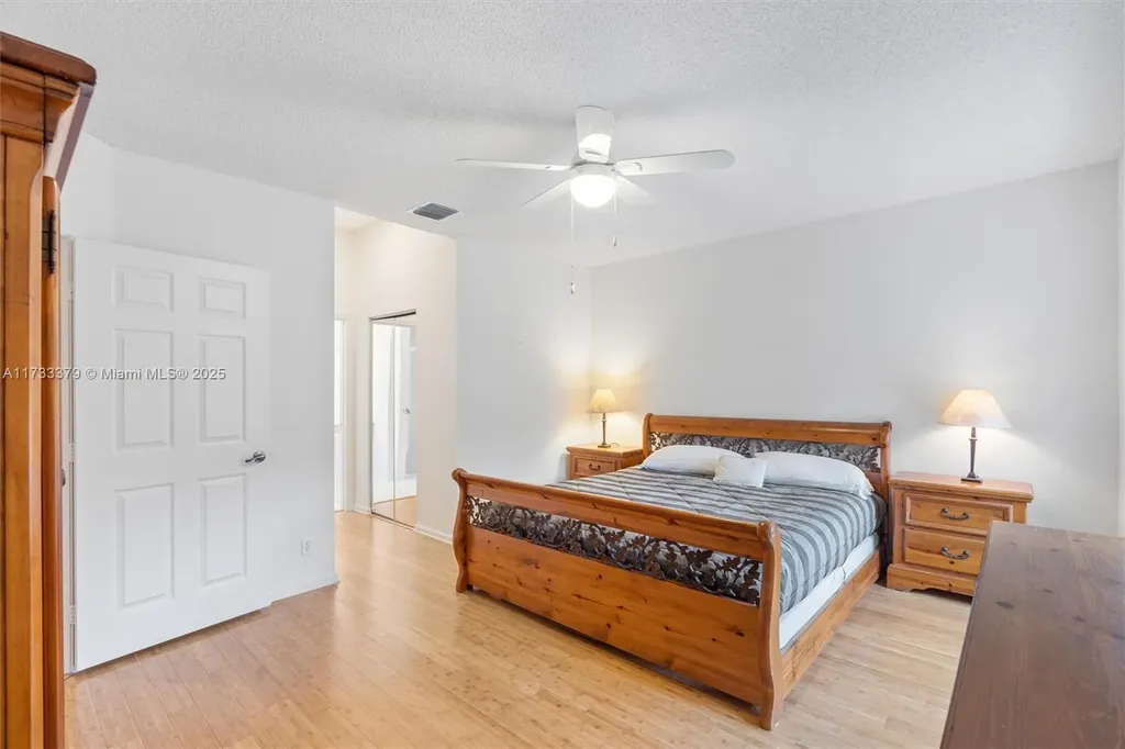 8409 Via Serena Boca Raton FL 33433