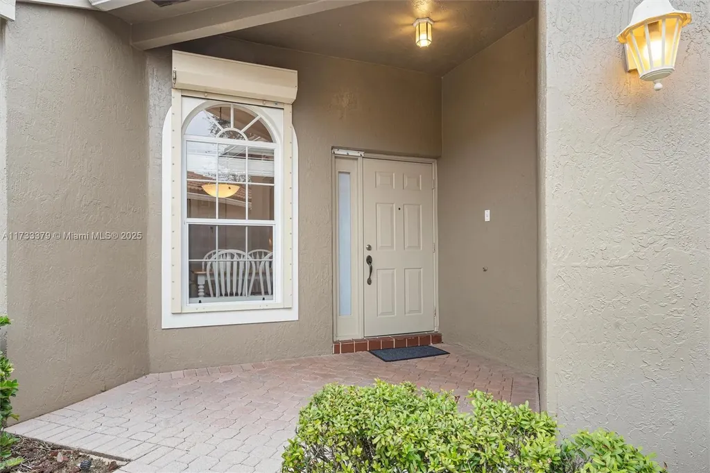 8409 Via Serena Boca Raton FL 33433