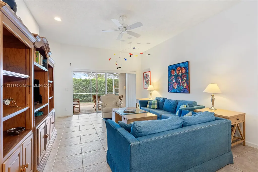 8409 Via Serena Boca Raton FL 33433