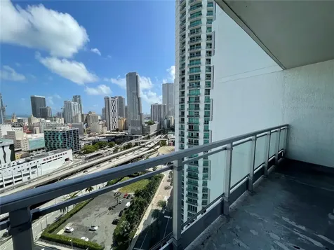 90 SW 3rd Street Miami FL 33130