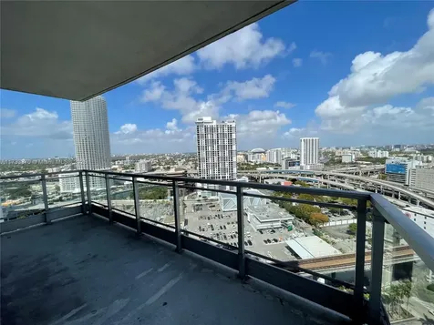 90 SW 3rd Street Miami FL 33130