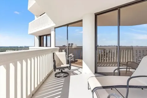 1000 Island Boulevard Aventura FL 33160