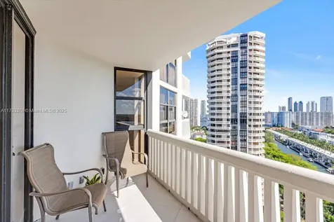 1000 Island Boulevard Aventura FL 33160