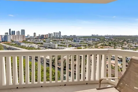 1000 Island Boulevard Aventura FL 33160