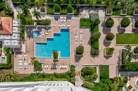 1000 Island Boulevard Aventura FL 33160