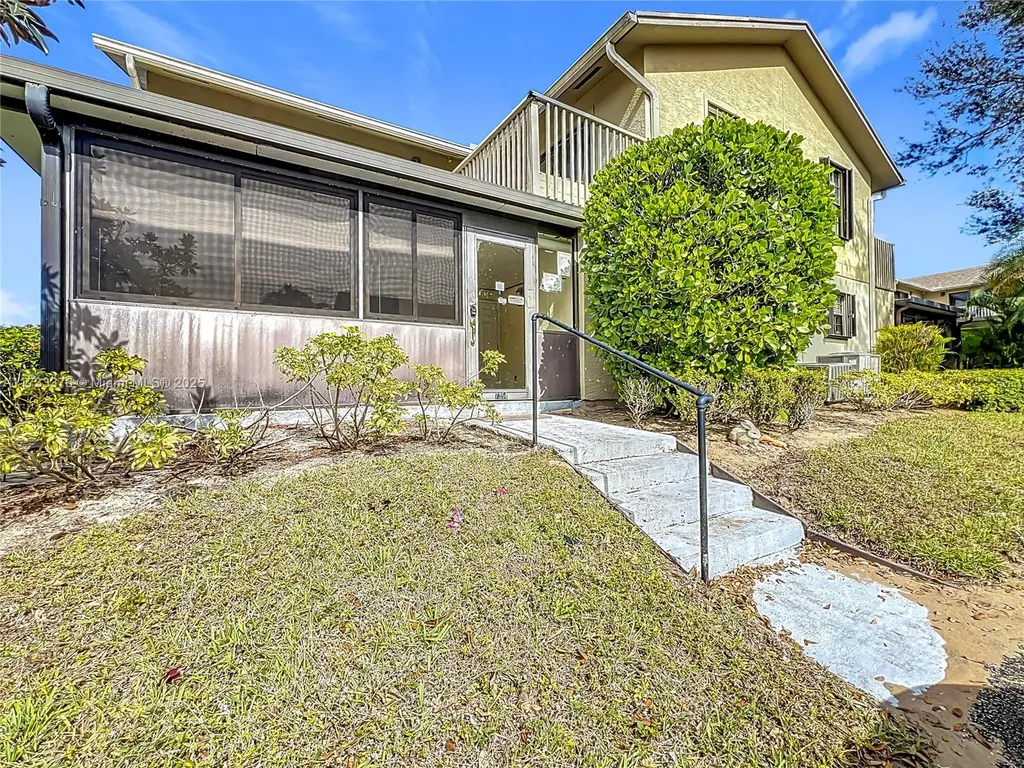 7354 SE Jamestown Terrace Hobe Sound FL 33455