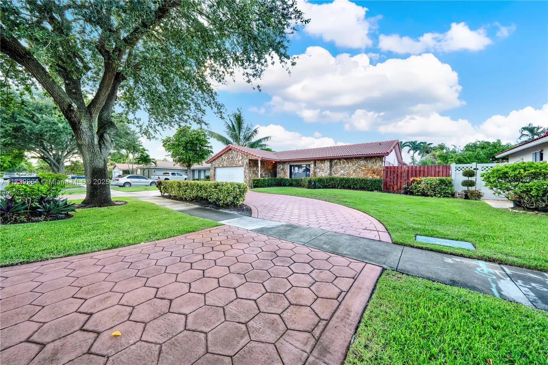 9693 NW 28th Street Coral Springs FL 33065