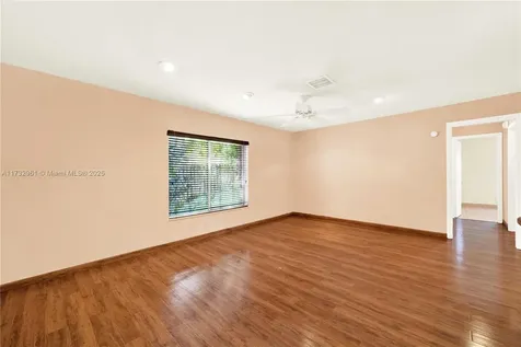 9693 NW 28th Street Coral Springs FL 33065
