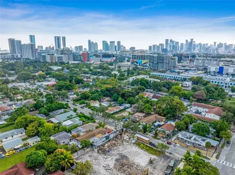 400 NW 32nd Street Miami FL 33127