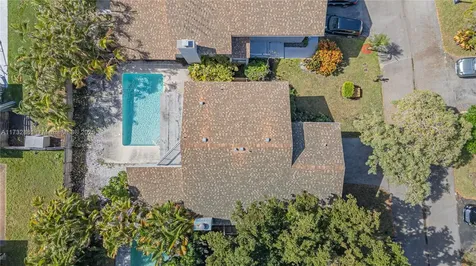 36 Eastmont Road Hollywood FL 33021