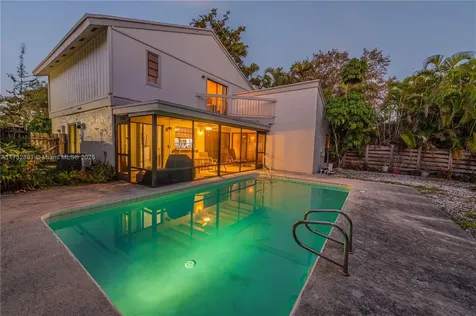 36 Eastmont Road Hollywood FL 33021