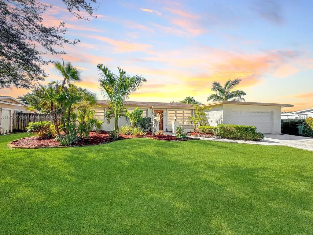 10930 NW 18th Place Pembroke Pines FL 33026