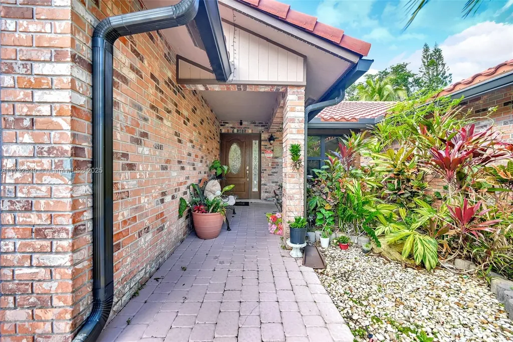 510 NW 105th Drive Coral Springs FL 33071