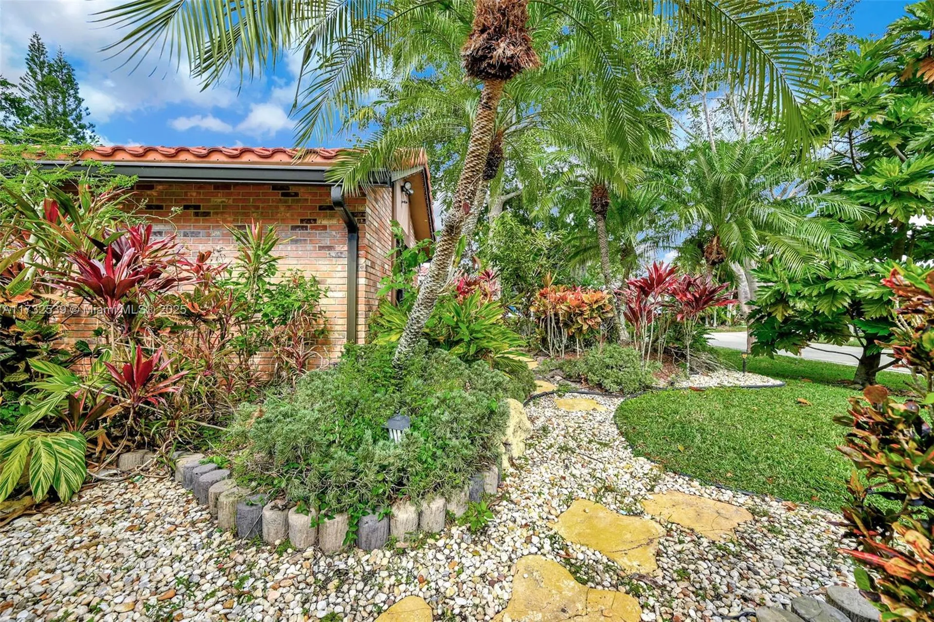 510 NW 105th Drive Coral Springs FL 33071