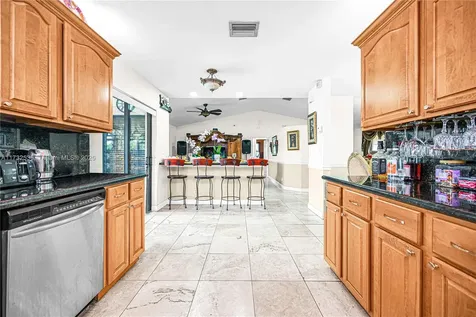 510 NW 105th Drive Coral Springs FL 33071