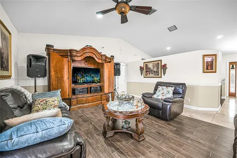510 NW 105th Drive Coral Springs FL 33071