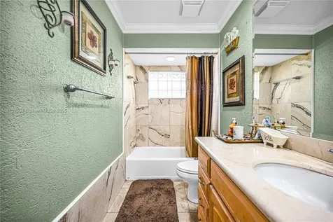 510 NW 105th Drive Coral Springs FL 33071