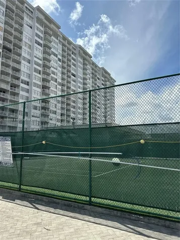 18031 Biscayne Boulevard Aventura FL 33160