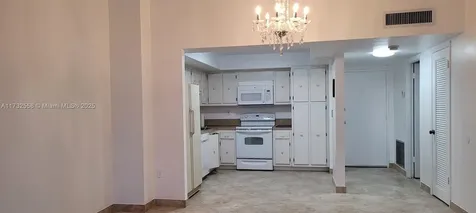 18031 Biscayne Boulevard Aventura FL 33160