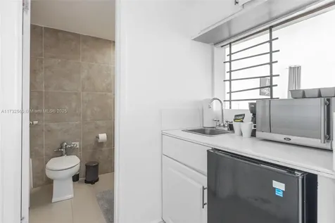 5445 Collins Avenue Miami Beach FL 33140