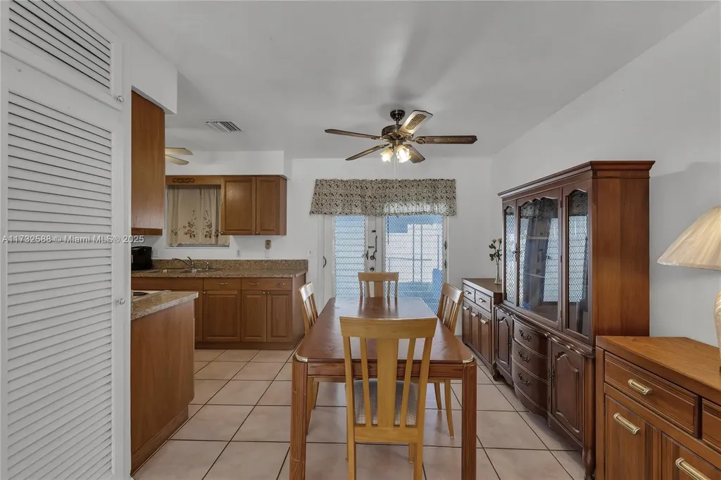 2300 Jackson Street Hollywood FL 33020