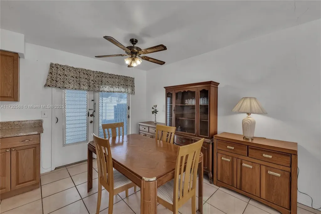 2300 Jackson Street Hollywood FL 33020