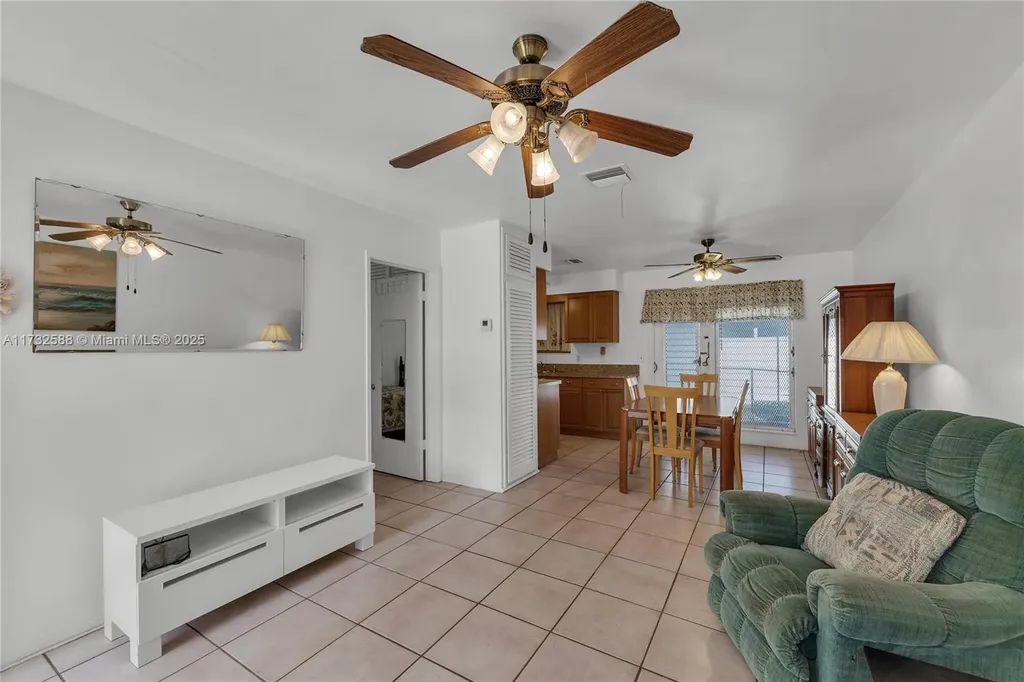 2300 Jackson Street Hollywood FL 33020