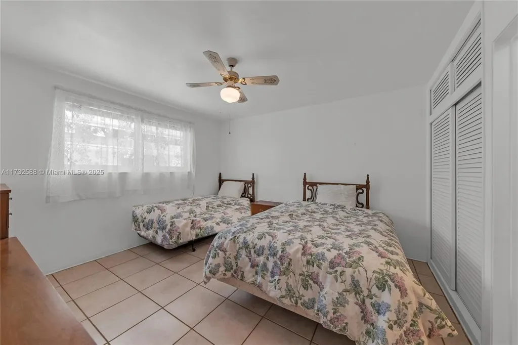 2300 Jackson Street Hollywood FL 33020