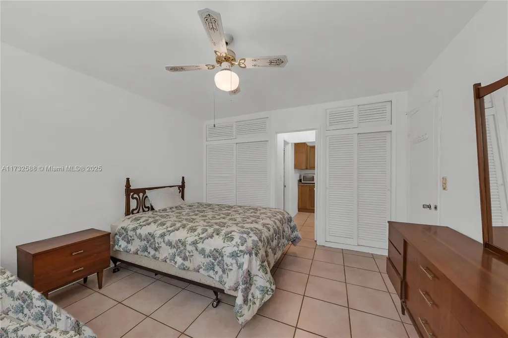 2300 Jackson Street Hollywood FL 33020