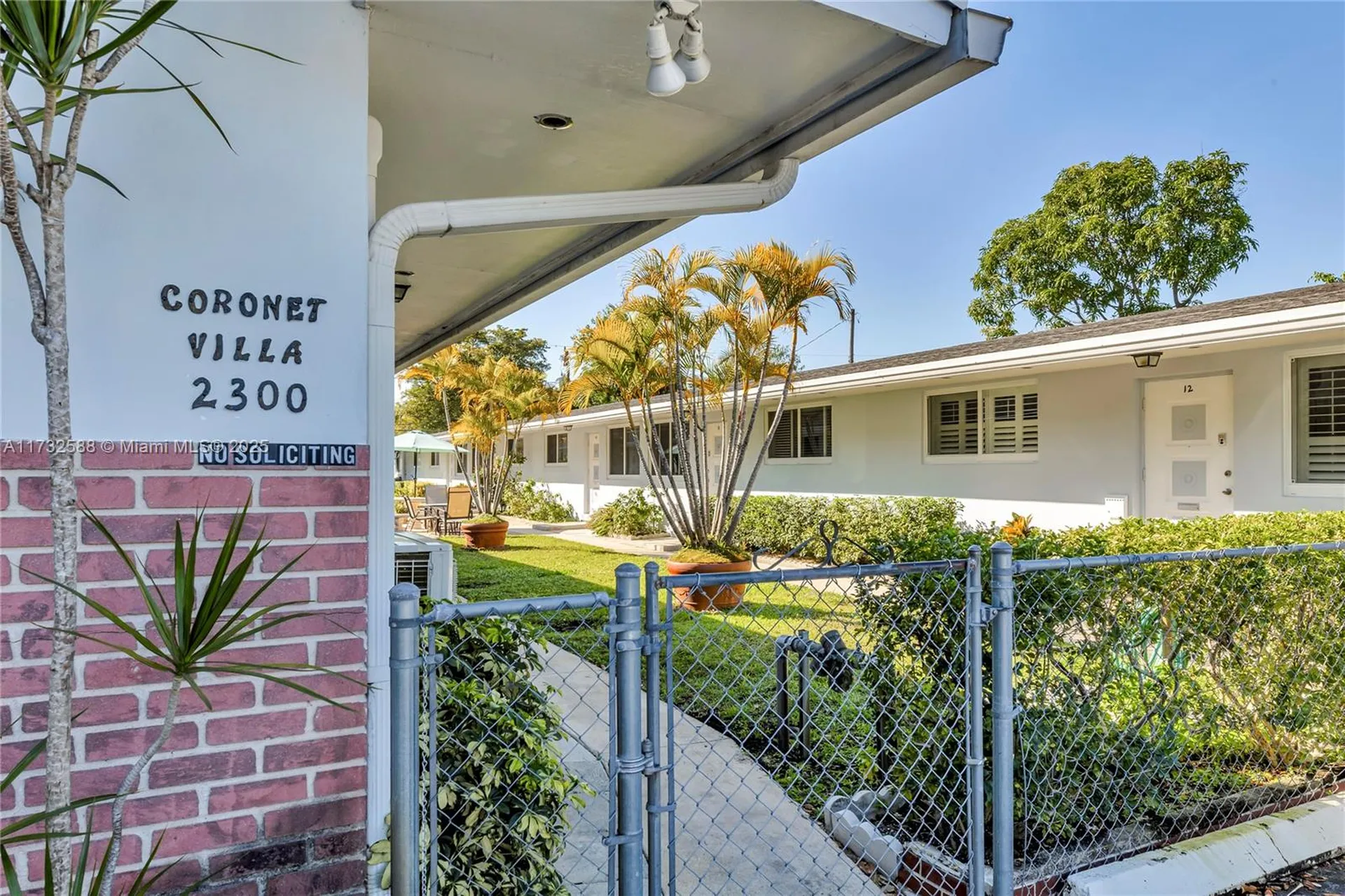 2300 Jackson Street Hollywood FL 33020