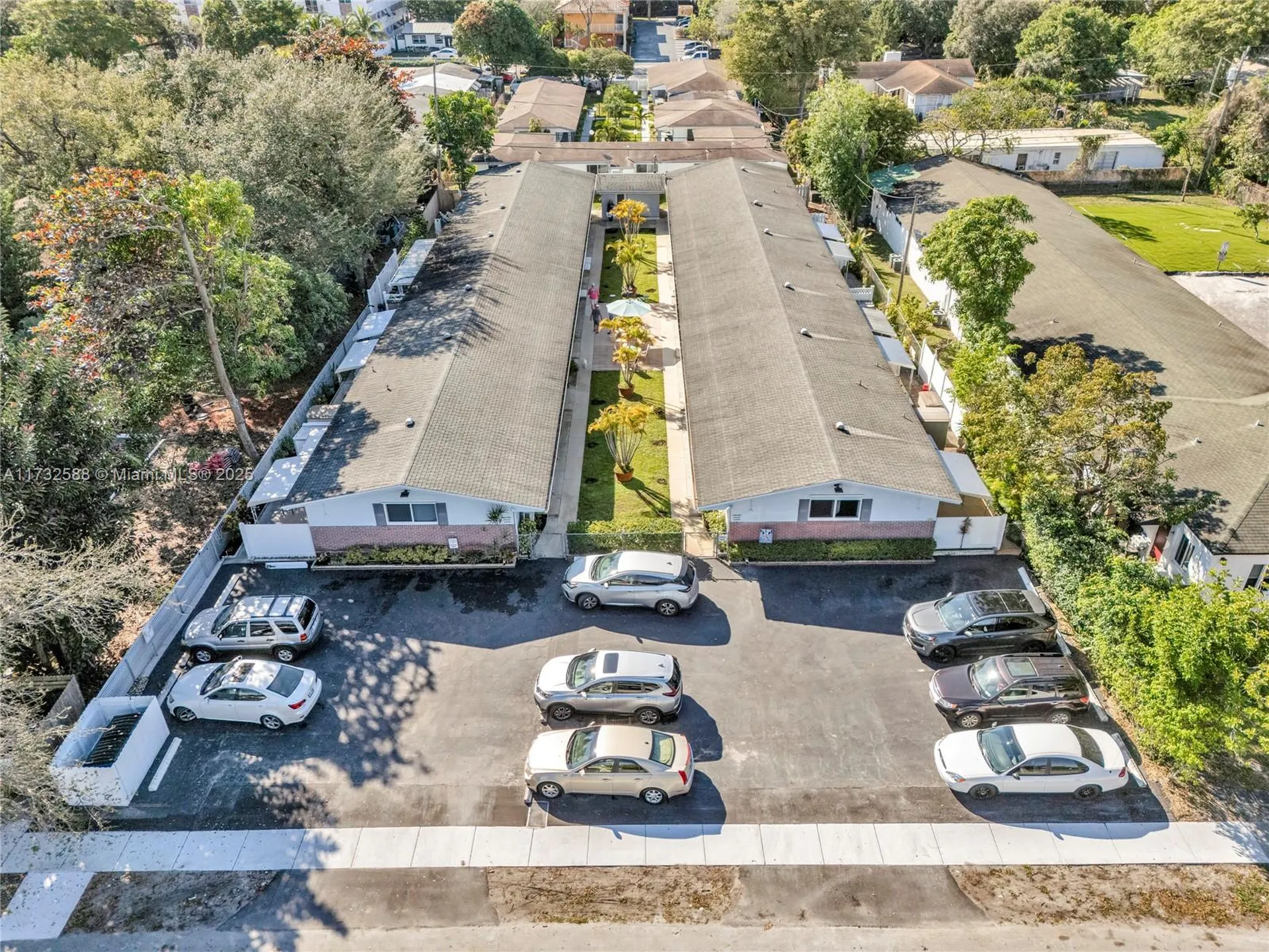 2300 Jackson Street Hollywood FL 33020