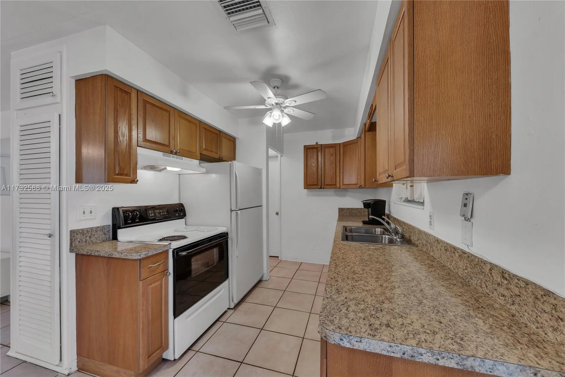 2300 Jackson Street Hollywood FL 33020