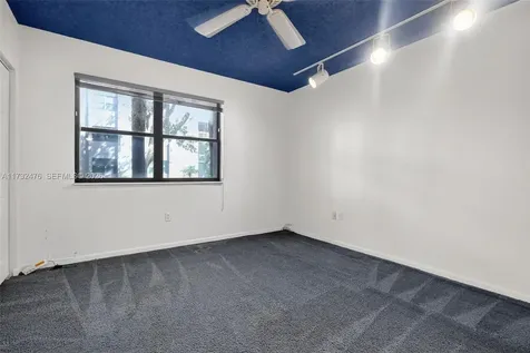 481 Ives Dairy Road Miami FL 33179