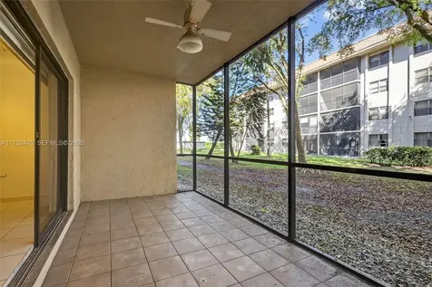 481 Ives Dairy Road Miami FL 33179