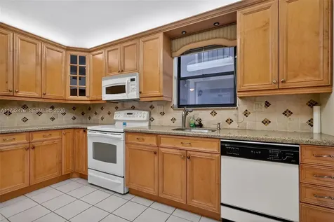 481 Ives Dairy Road Miami FL 33179