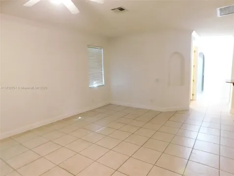 617 SE 7 Street Cape Coral FL 33990