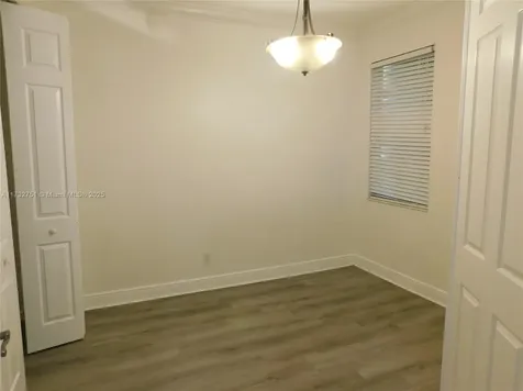 617 SE 7 Street Cape Coral FL 33990
