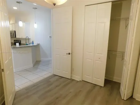617 SE 7 Street Cape Coral FL 33990