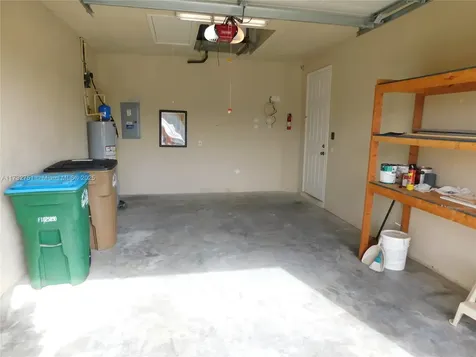 617 SE 7 Street Cape Coral FL 33990