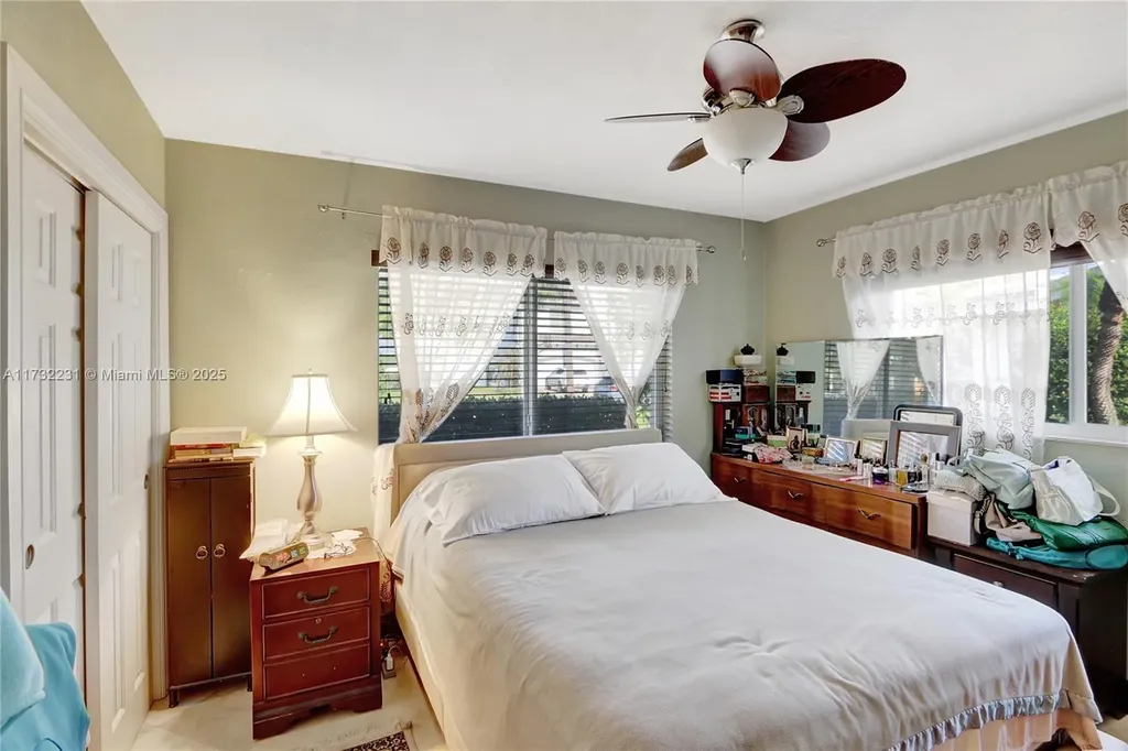 808 NE 72nd Street Boca Raton FL 33487