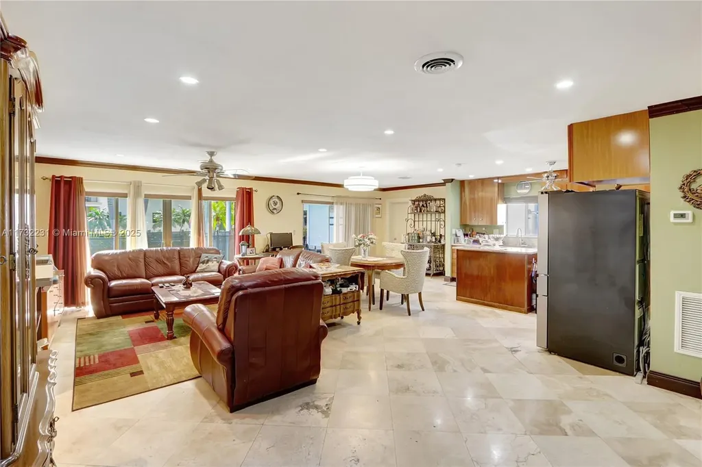 808 NE 72nd Street Boca Raton FL 33487