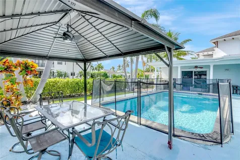 808 NE 72nd Street Boca Raton FL 33487