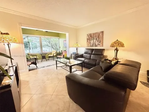 4806 NW 36th Street Lauderdale Lakes FL 33319
