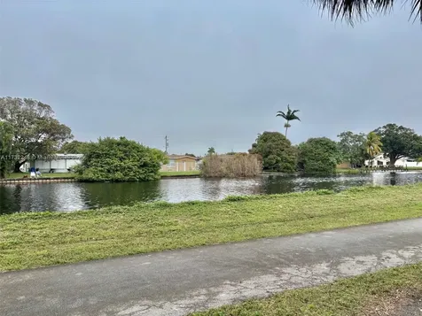 4806 NW 36th Street Lauderdale Lakes FL 33319