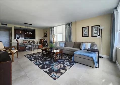 3505 S Ocean Drive Hollywood FL 33019