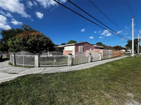 1701 NW 180th Terrace Miami Gardens FL 33056