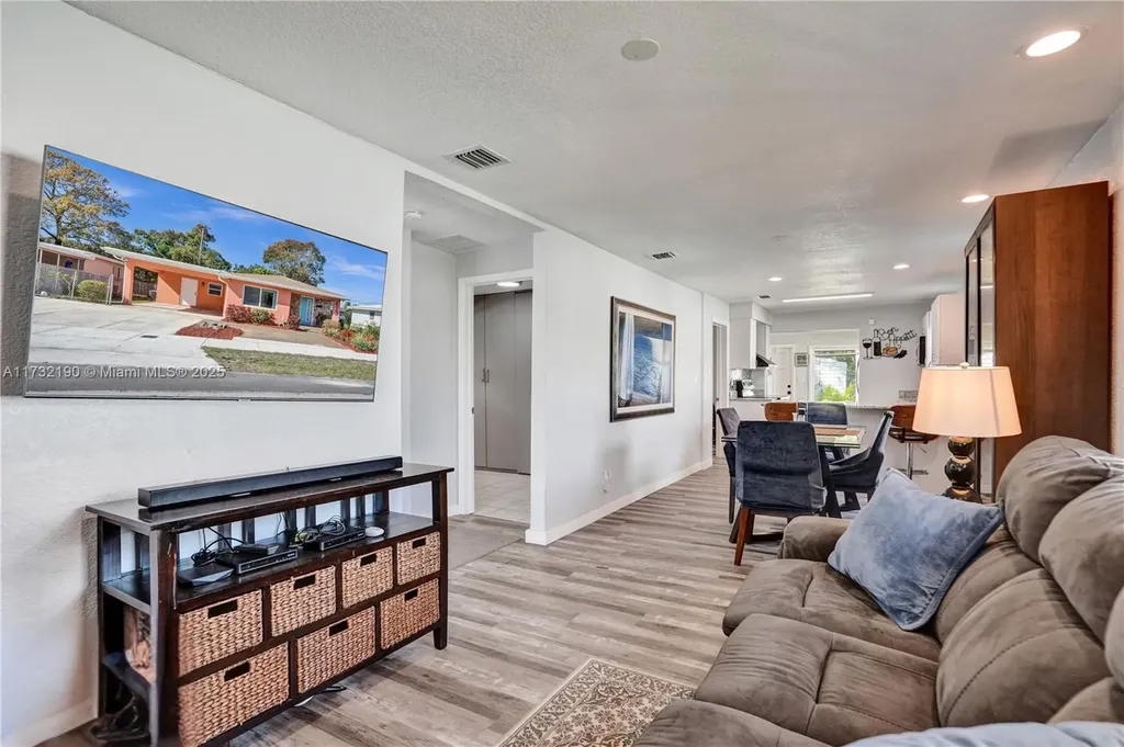 413 NW 18th Avenue Fort Lauderdale FL 33311