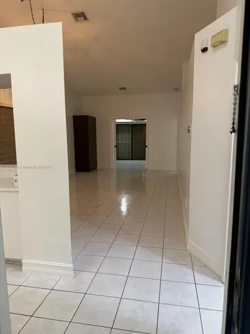 8204 NW 100th Lane Tamarac FL 33321