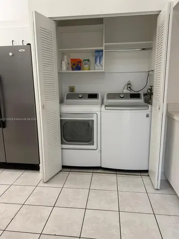 8204 NW 100th Lane Tamarac FL 33321