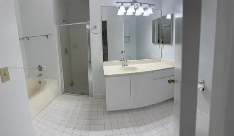 8204 NW 100th Lane Tamarac FL 33321